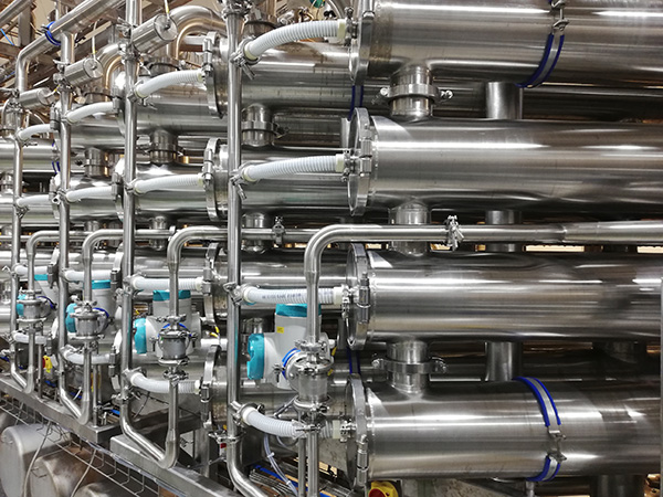 stainless steel machining and fabrication specialists Universal Fabrications serving Milton Keynes businesses